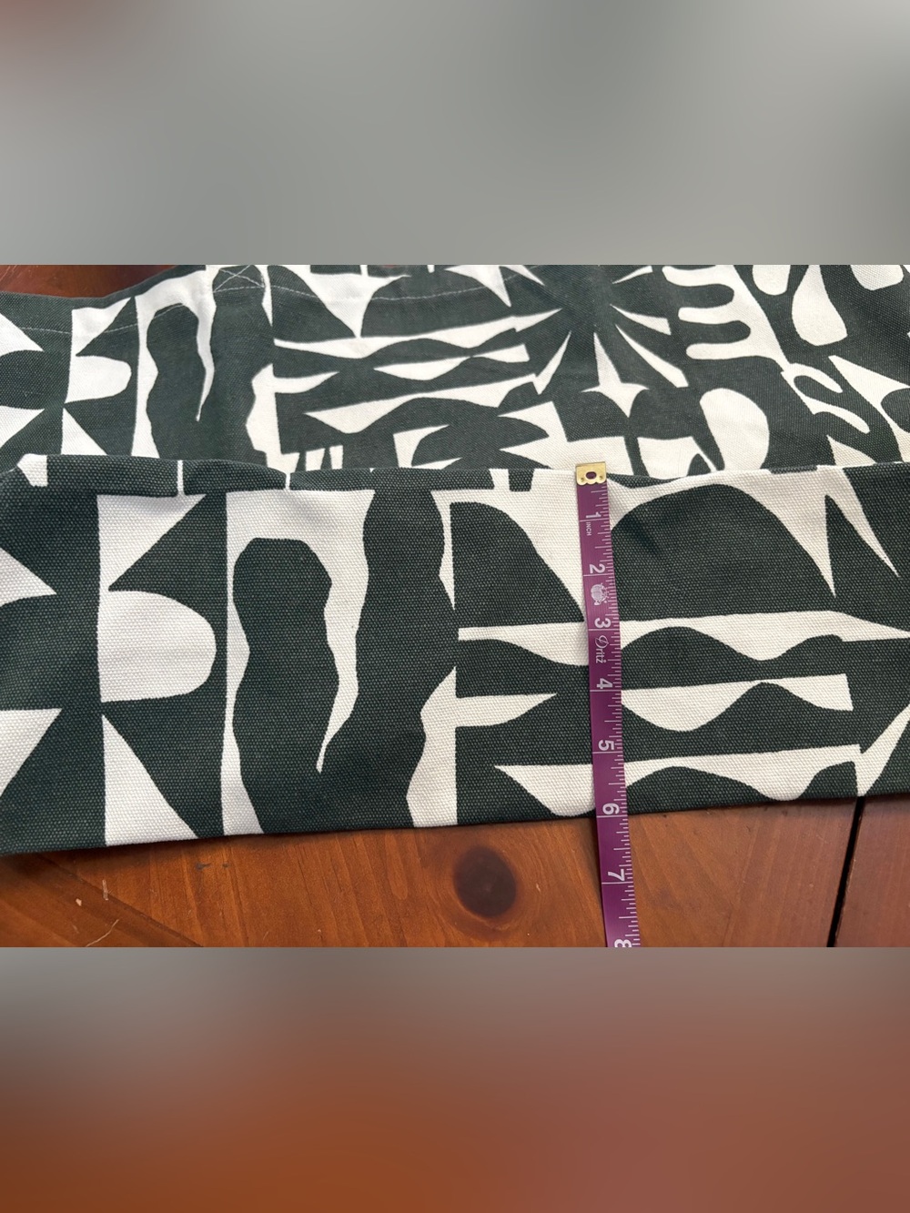 Vuori Dark Green & White Pattern Tote Bag - Picture 5 of 6
